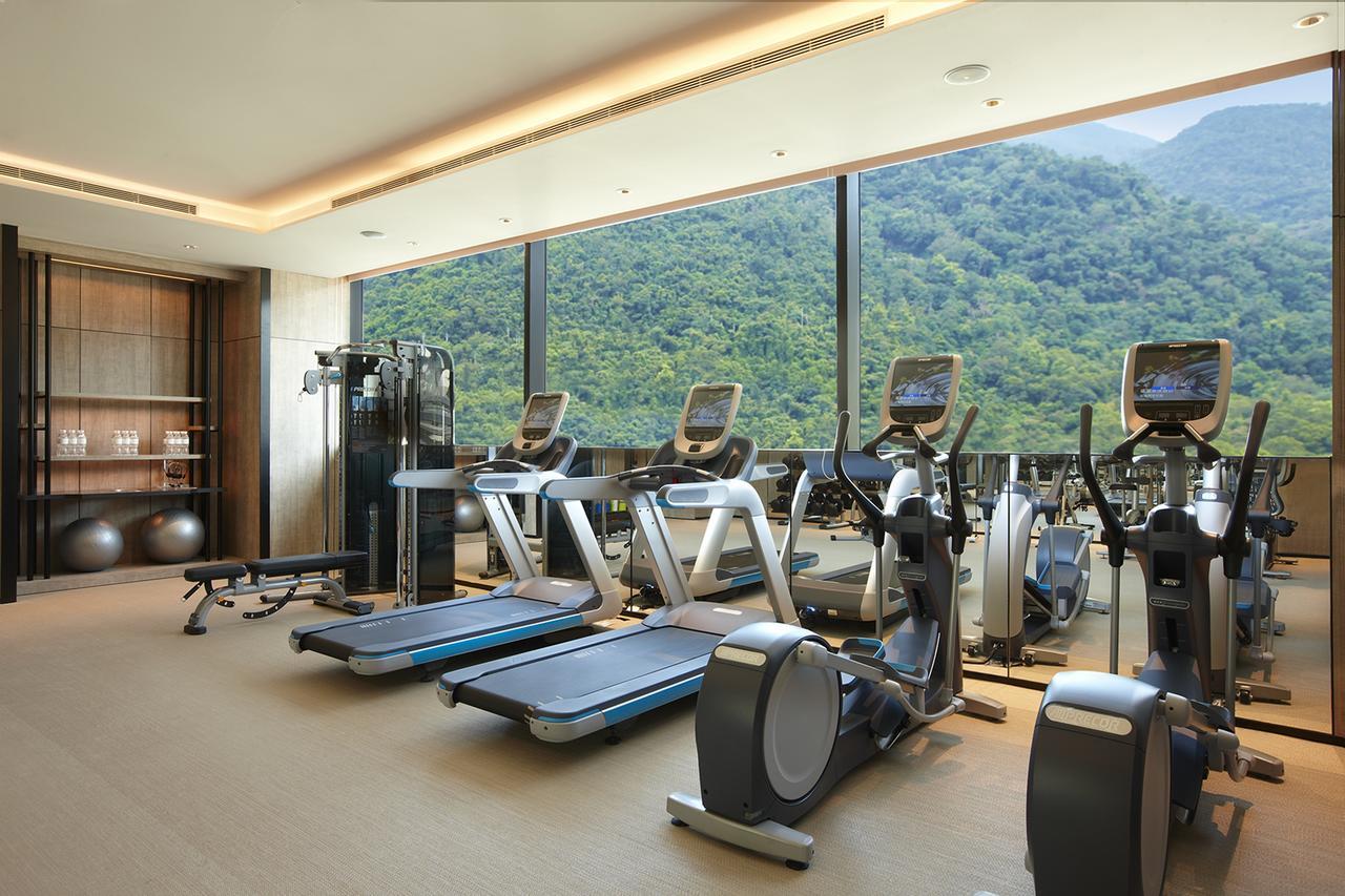 Mu Jiaoxi Hotel Kültér fotó The gym at The Hari, Kuala Lumpur