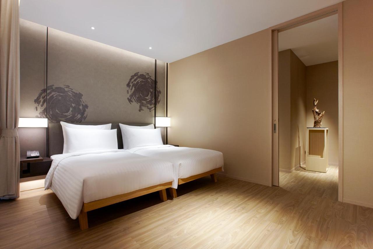 Mu Jiaoxi Hotel Kültér fotó Deluxe Room